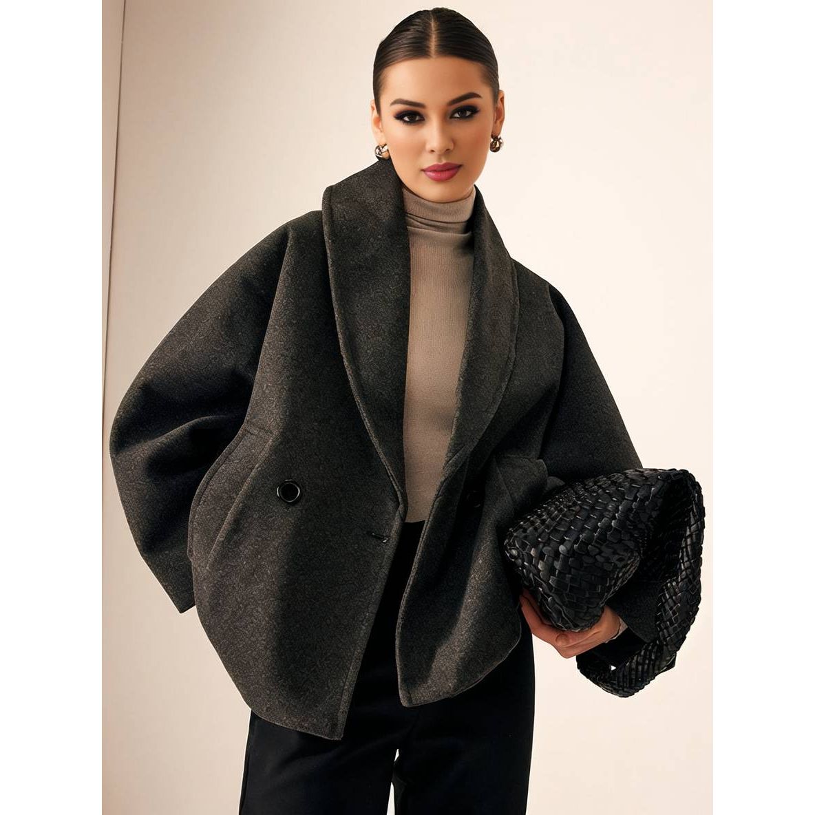 Cocolii Wool Coat | Oversized Fit – Batwing Sleeves