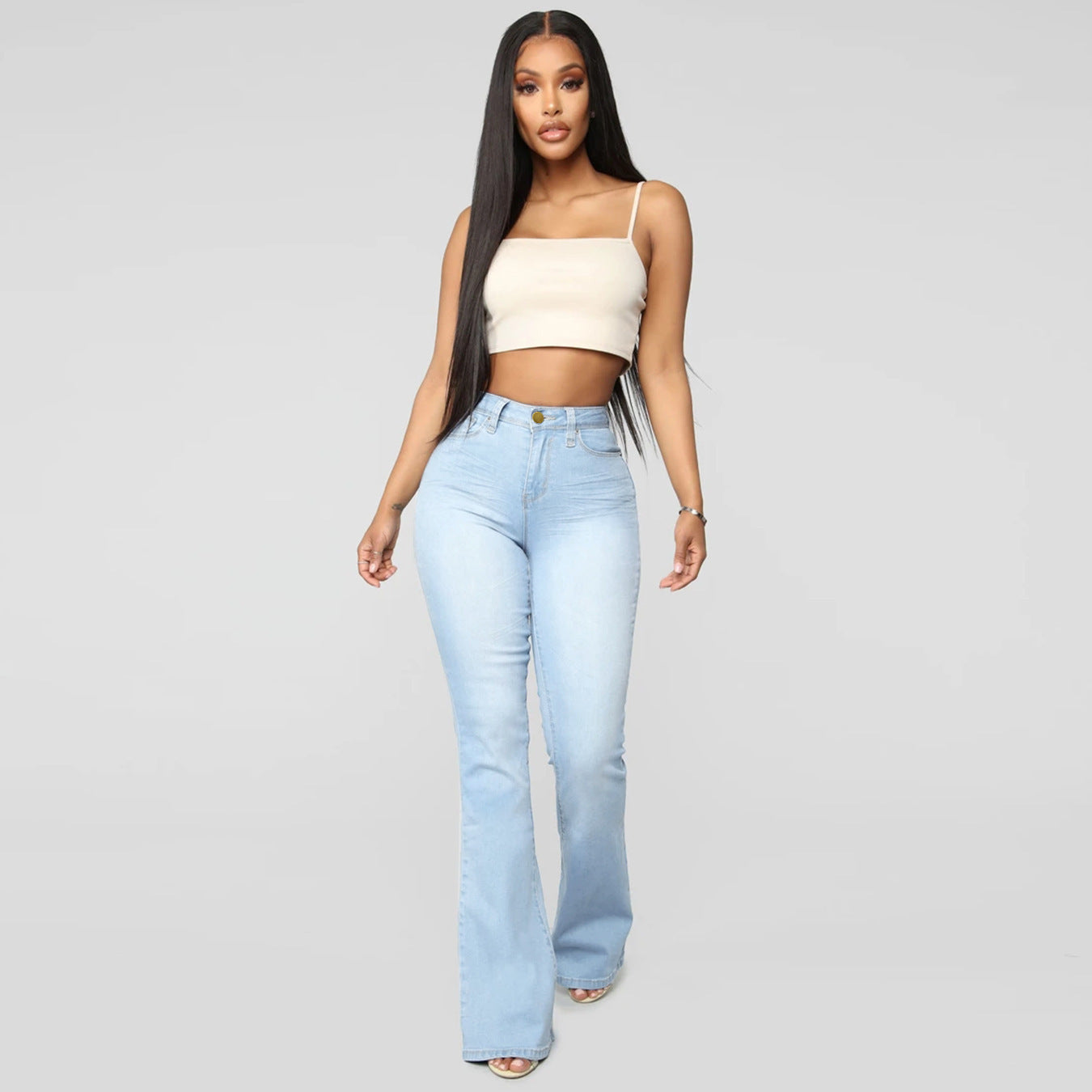 Flared Fit – High-Waist Jeans