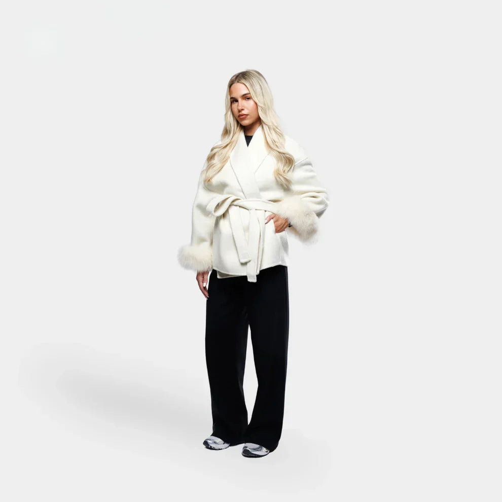 Lana Luxe Coat | Winter Elegance with Faux Fur