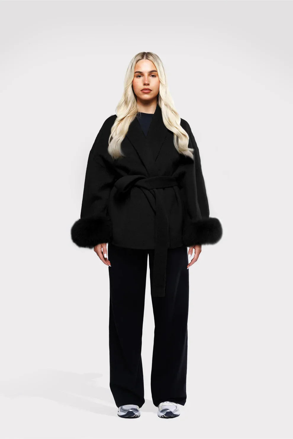 Lana Luxe Coat | Winter Elegance with Faux Fur